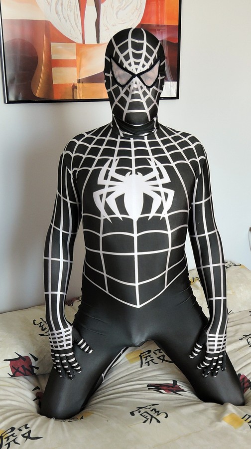 Zentaï Spiderman gris
Mots-clés: Zentaï Spiderman gris