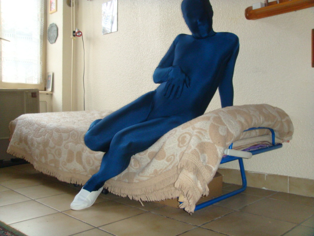 zentai_vga_002.JPG